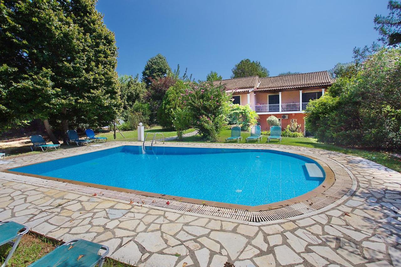 Villa Leda Karousades  Exterior photo